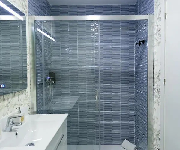 Lujoso Con Piscina Compartida 1 * 세비야